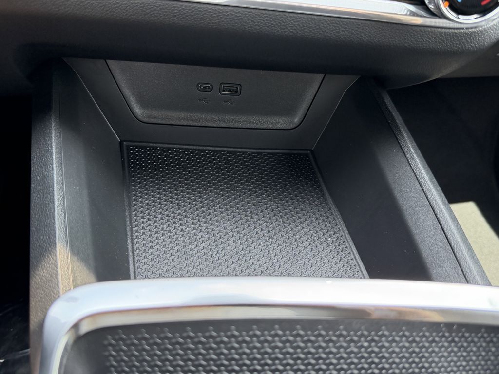 new 2026 Chevrolet Equinox car, priced at $28,495