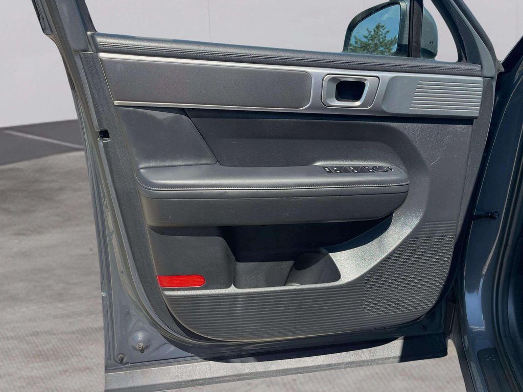 Used 2025 Ecotronic Gray Matte Hyundai SEL image 20