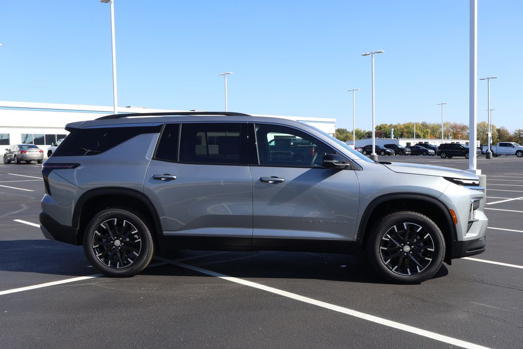 Thumbnail: 2026 Chevrolet Traverse - 9