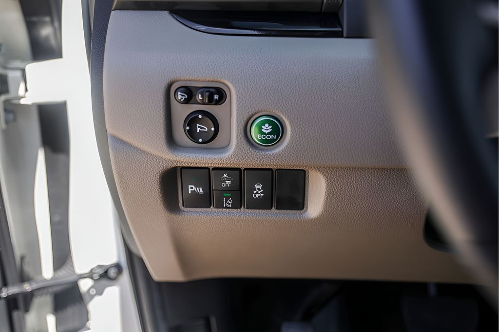 Used Car 2019 Honda Pilot  Elite For Sale Under $30,000 In Austin, Texas