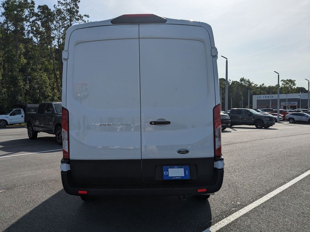 2025 Ford Transit 250
