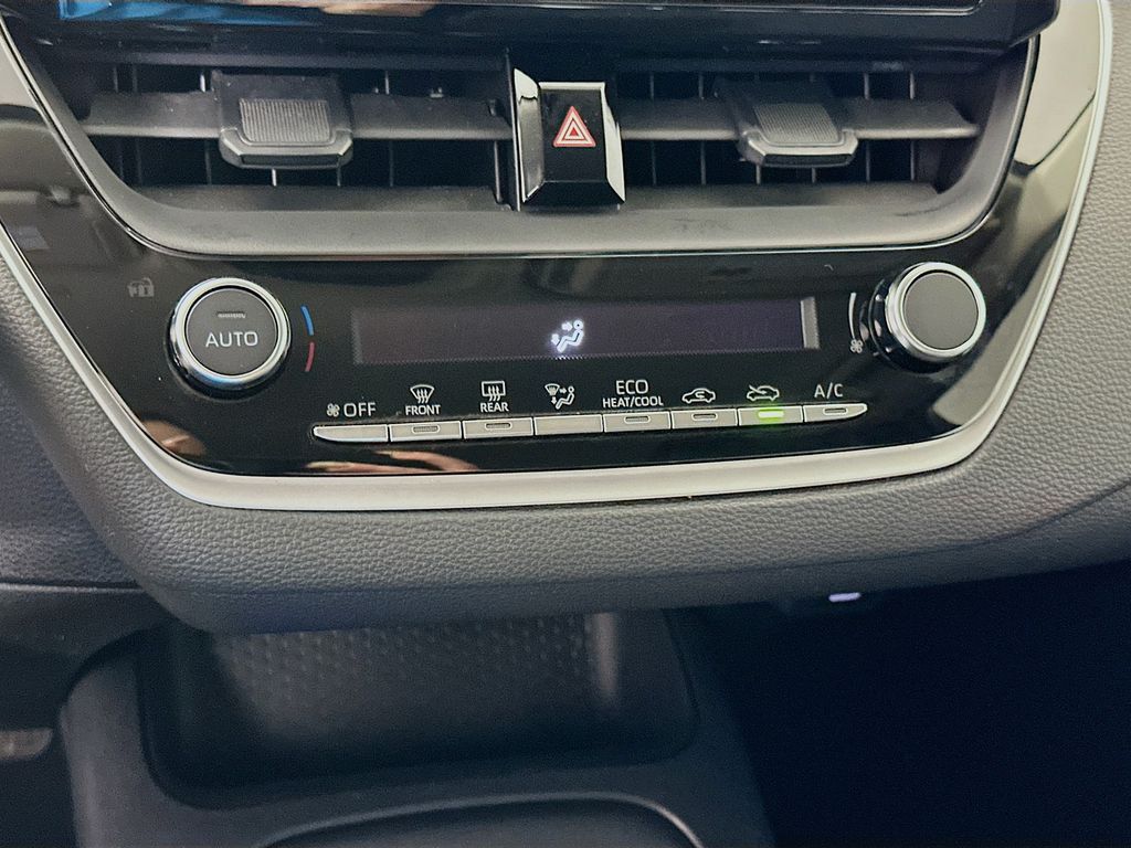 Thumbnail: 2024 Toyota Corolla - 16