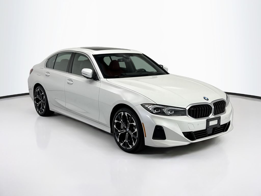 Thumbnail: 2025 BMW 3 Series - 3