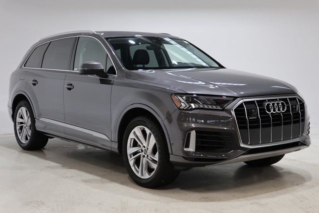 Gray 2024 Audi Q7 quattro Premium Plus 55 TFSI SUV / Crossover All-Wheel Drive 8-Speed Automatic