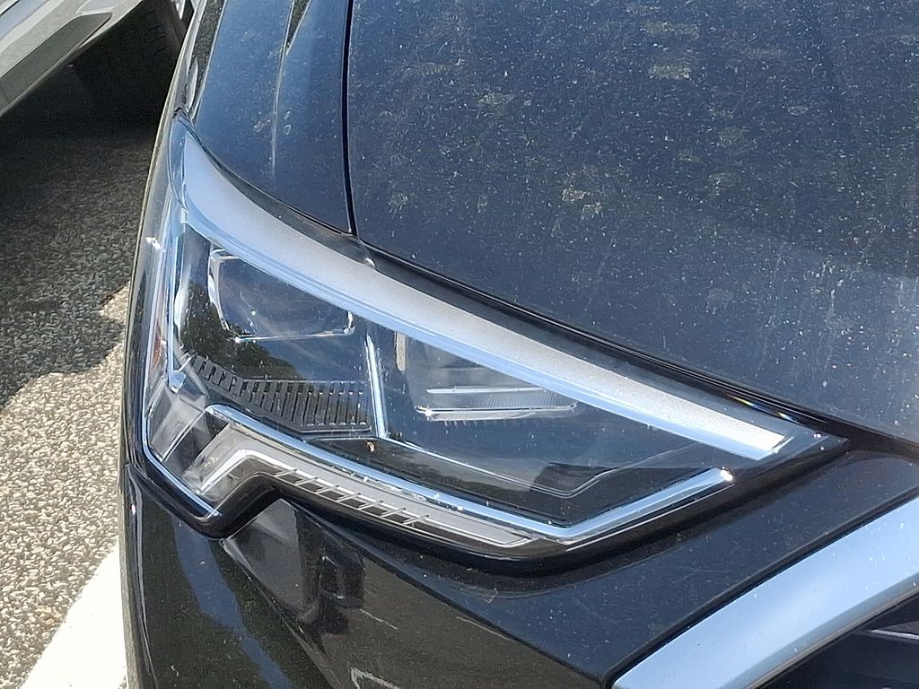 2023 Audi Q3 Premium Plus 4