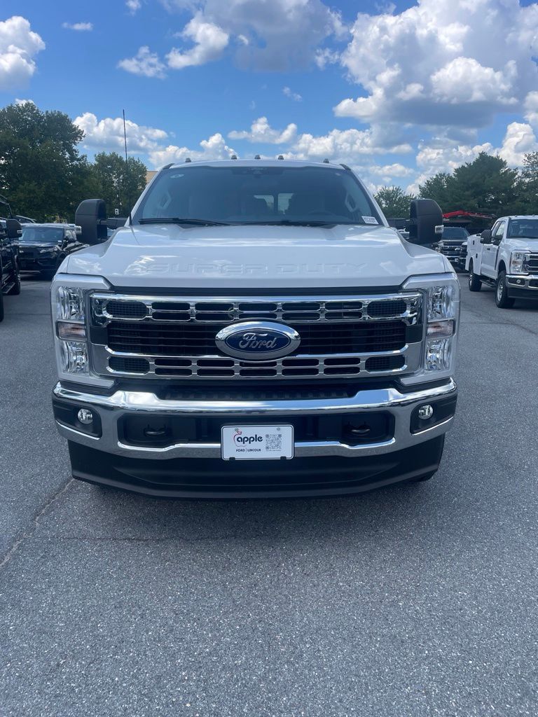 2026 Ford F-350 Chassis XL