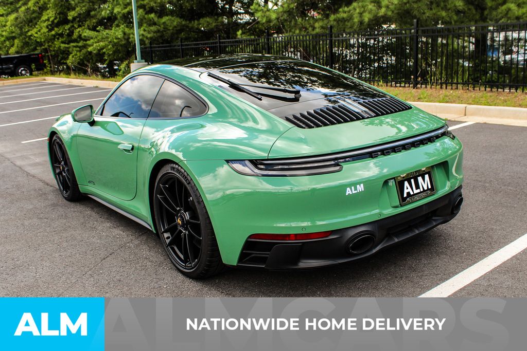 2024 Porsche 911 4 GTS photo 4