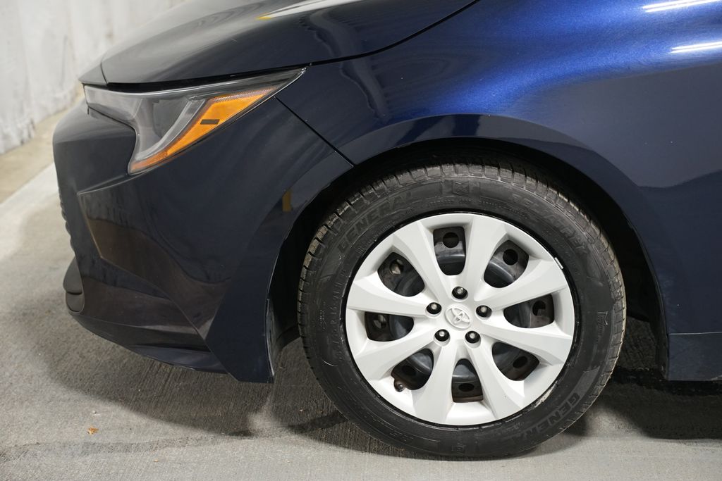 Thumbnail: 2024 Toyota Corolla - 5