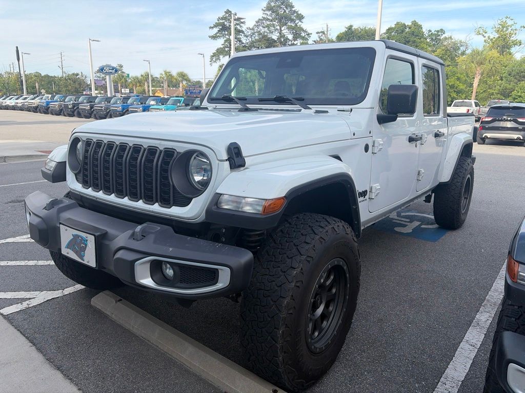 2024 Jeep Gladiator Sport S