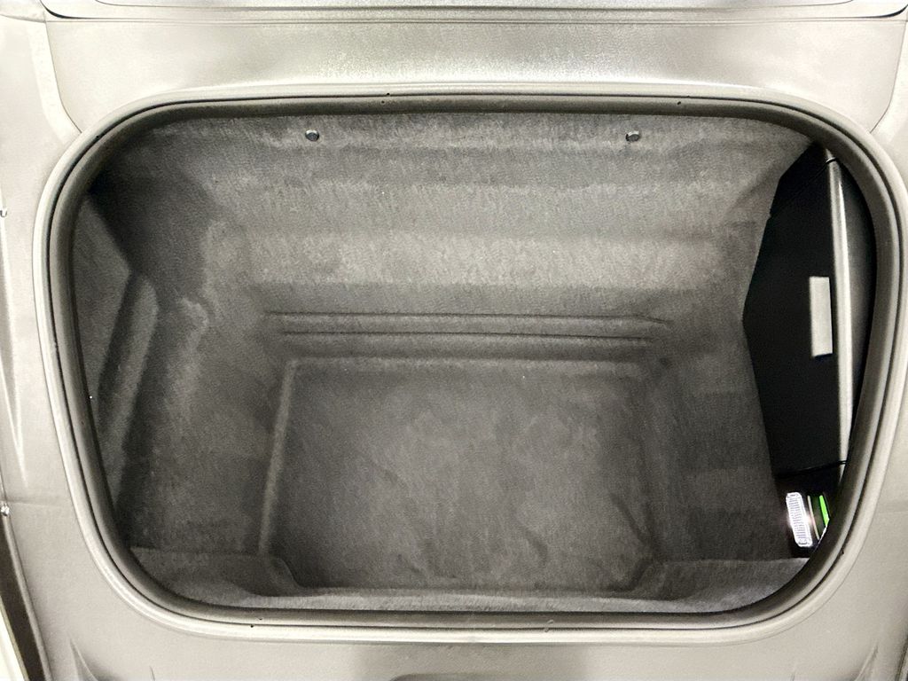 Thumbnail: 2024 Porsche 911 - 27