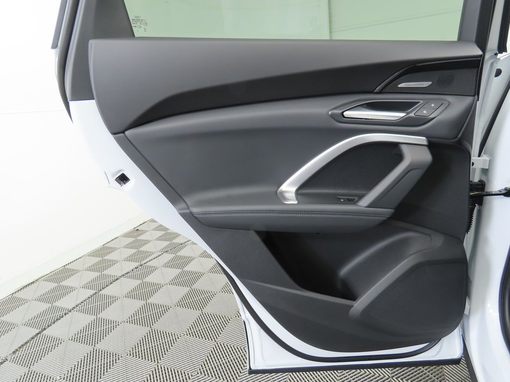 Thumbnail: 2025 Audi Q5 - 28