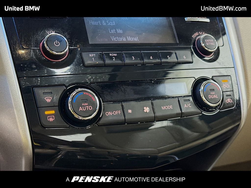 Thumbnail: 2014 Nissan Altima - 10