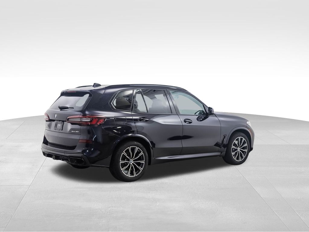 Thumbnail: 2022 BMW X5 - 5