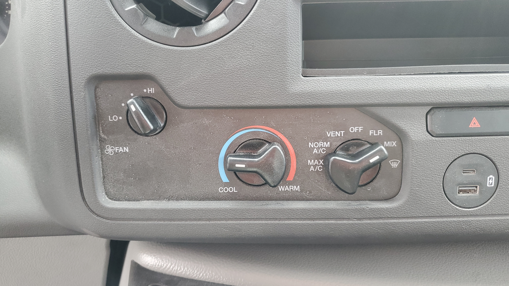 New 2026 White Ford Base image 34