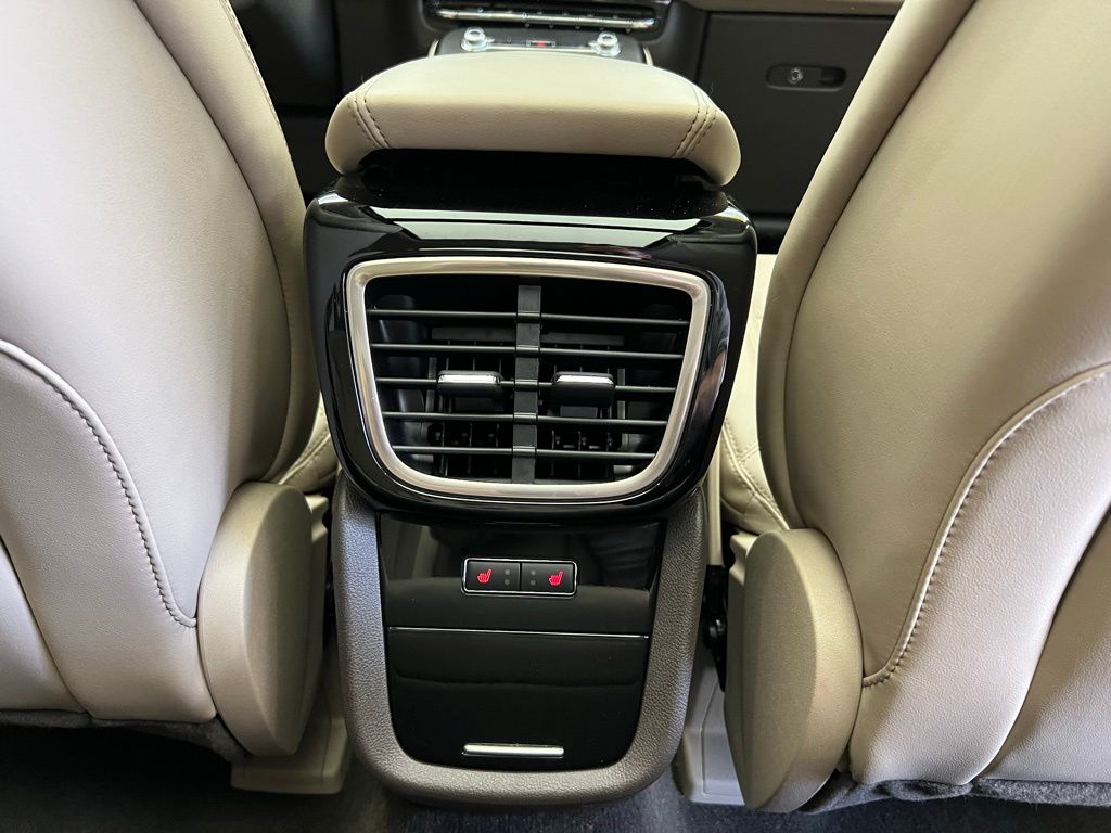 2022 Lincoln Nautilus Reserve 17
