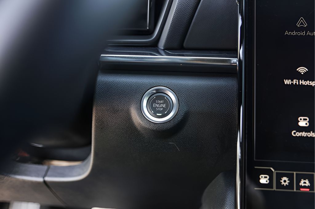 Used 2026 Black GMC Elevation image 20