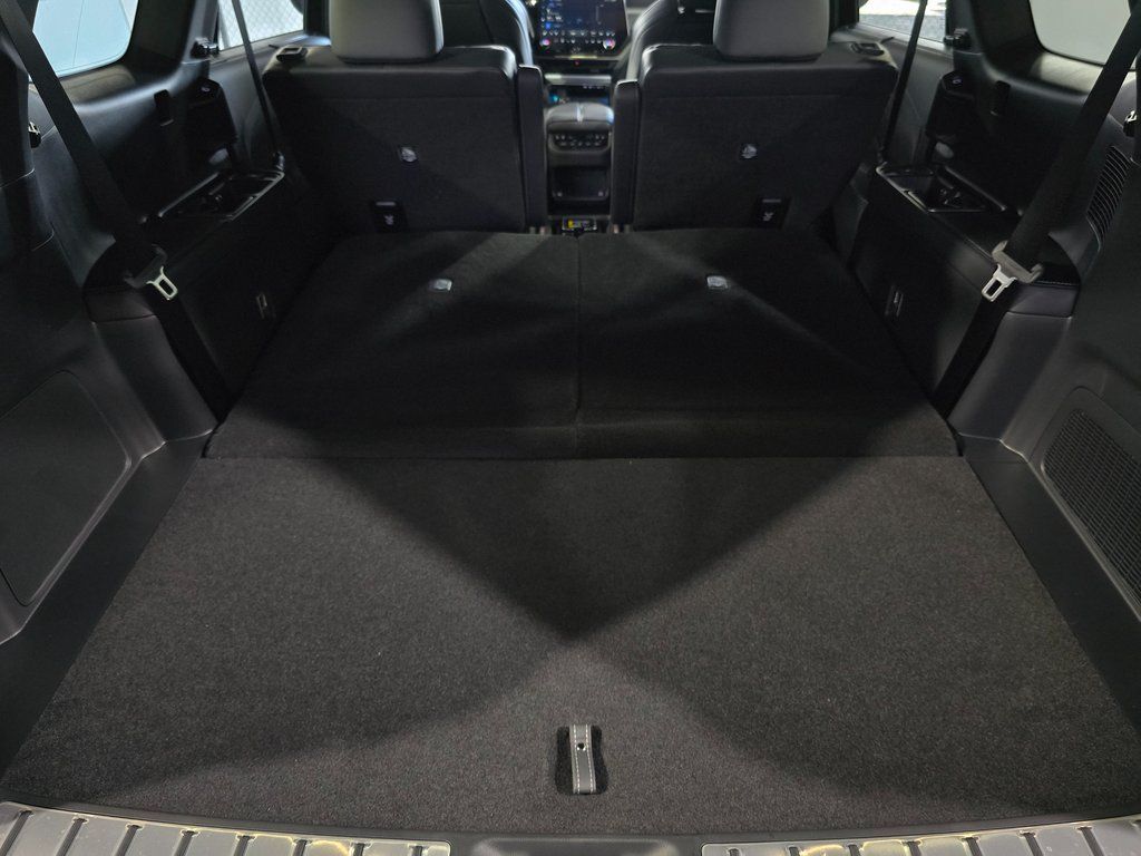 Thumbnail: 2026 Lexus TX - 31