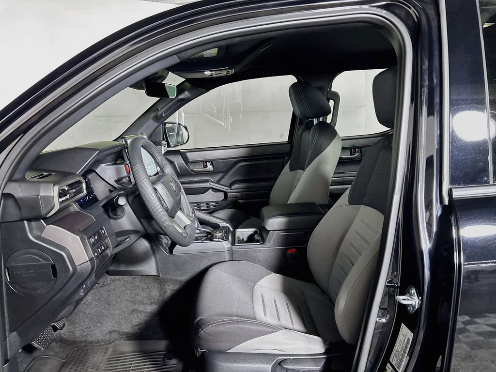 2025 Toyota Tacoma Hybrid TRD Off Road