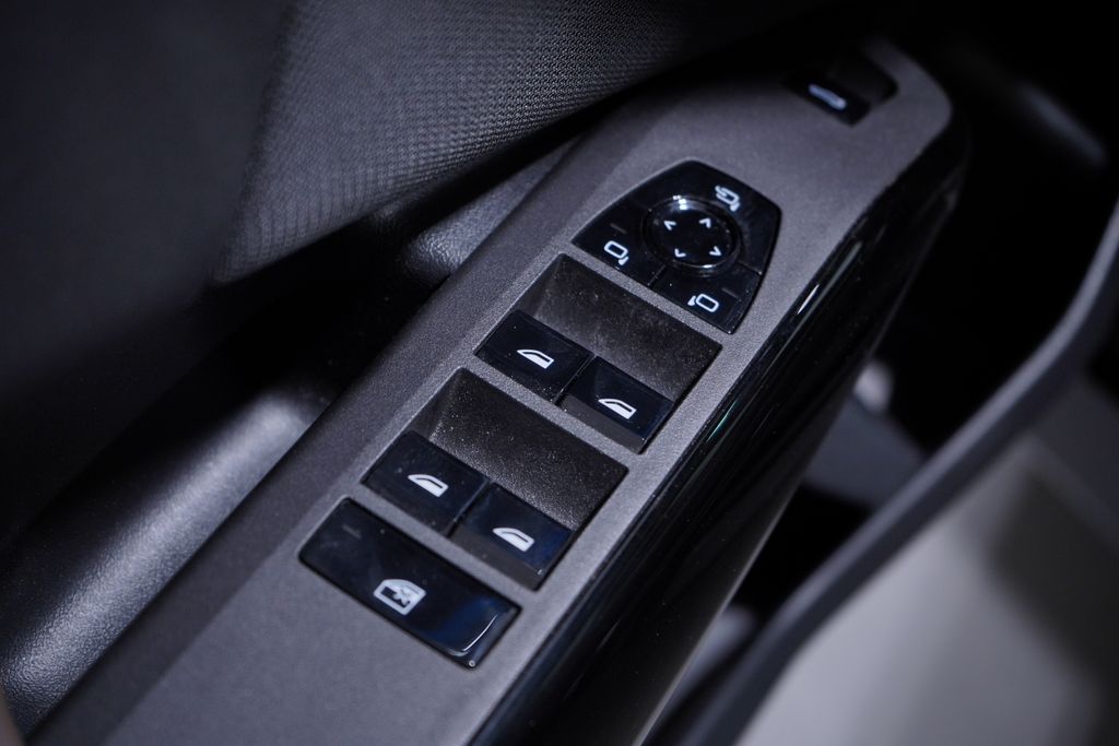 Thumbnail: 2025 BMW X3 - 16