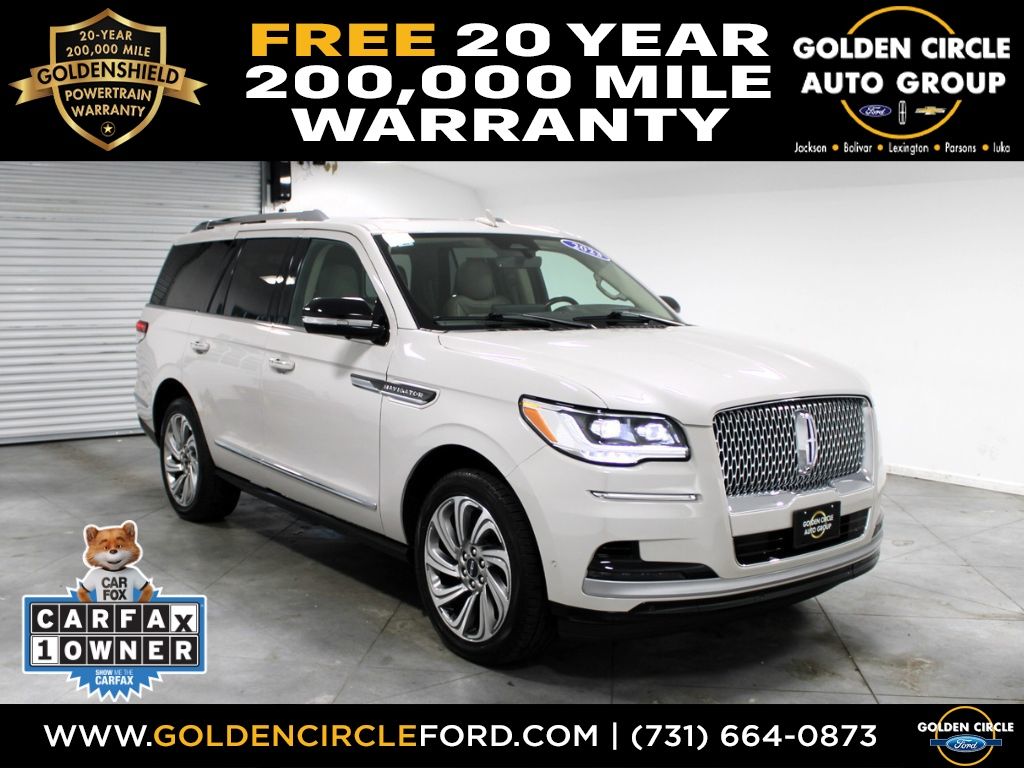 Pearl Metallic 2023 Lincoln Navigator Reserve 4WD SUV / Crossover Four-Wheel Drive 10-Speed Automatic