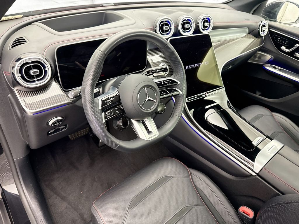 Thumbnail: 2025 Mercedes-Benz GLC - 9