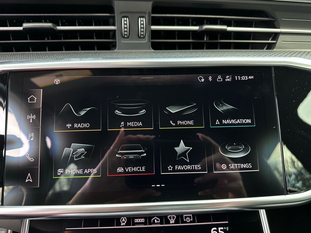 Thumbnail: 2021 Audi RS 6 - 30