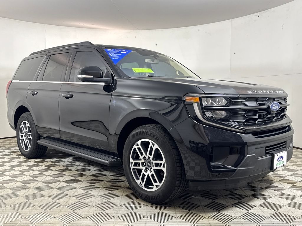 2025 Ford Expedition Active RWD