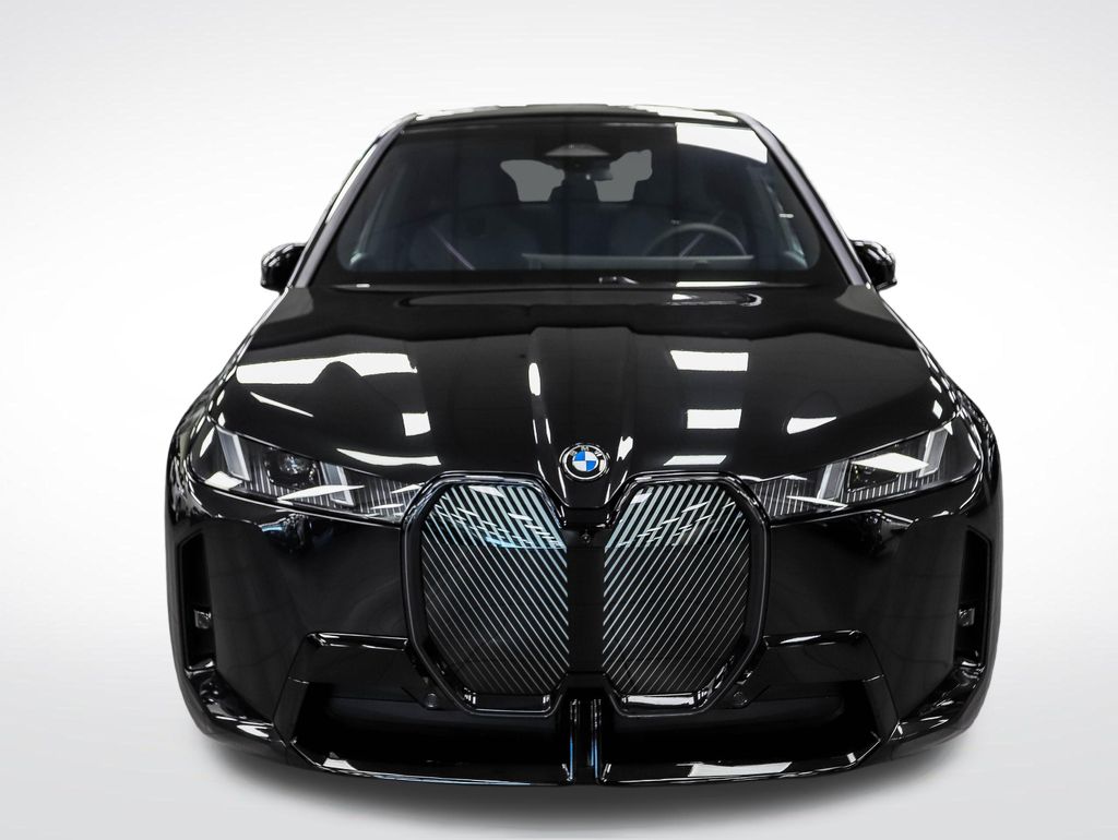 Thumbnail: 2026 BMW iX - 7