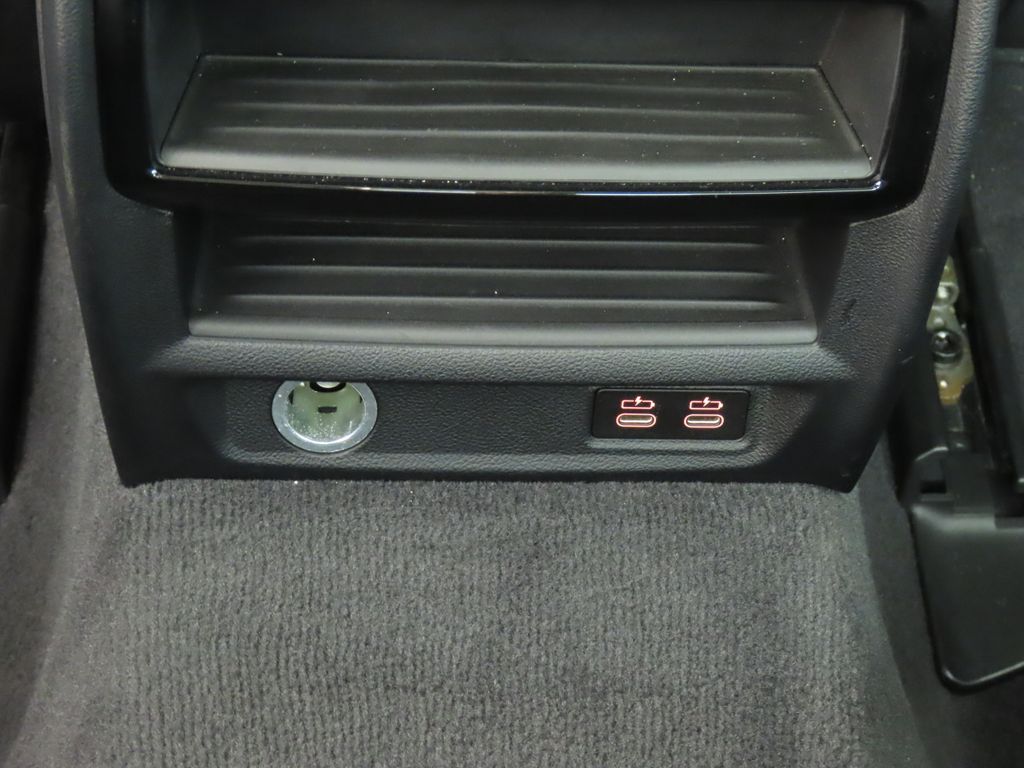 Thumbnail: 2022 BMW 5 Series - 29