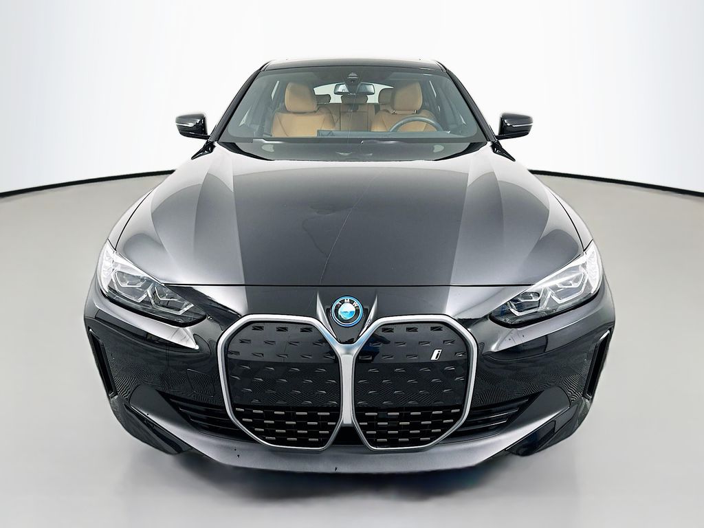 Thumbnail: 2023 BMW i4 - 2