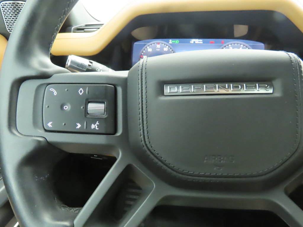 Thumbnail: 2021 Land Rover Defender - 11