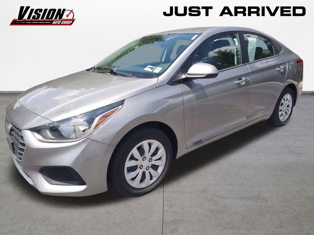  2022 Hyundai Accent SE FWD   