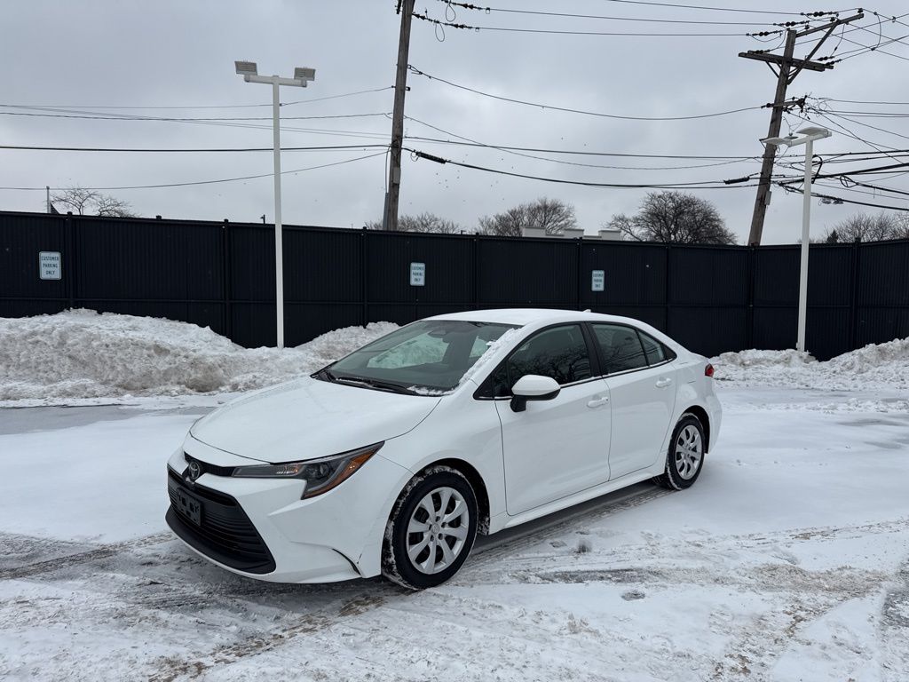 2024 Toyota Corolla LE FWD