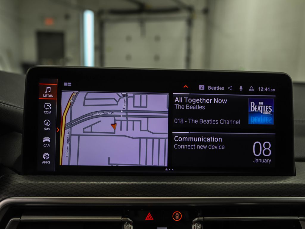 Thumbnail: 2023 BMW X4 - 15