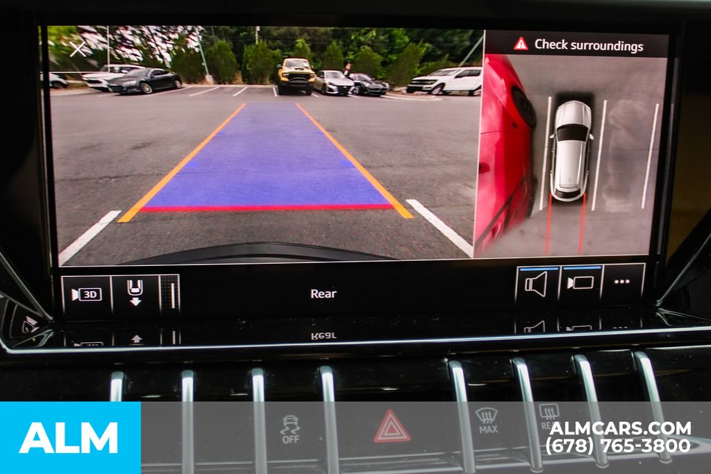 Used 2020 Blue Lamborghini Base image 33