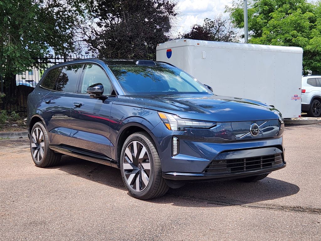 2025 Volvo EX90 Twin Performance Ultra 7-Passenger eAWD