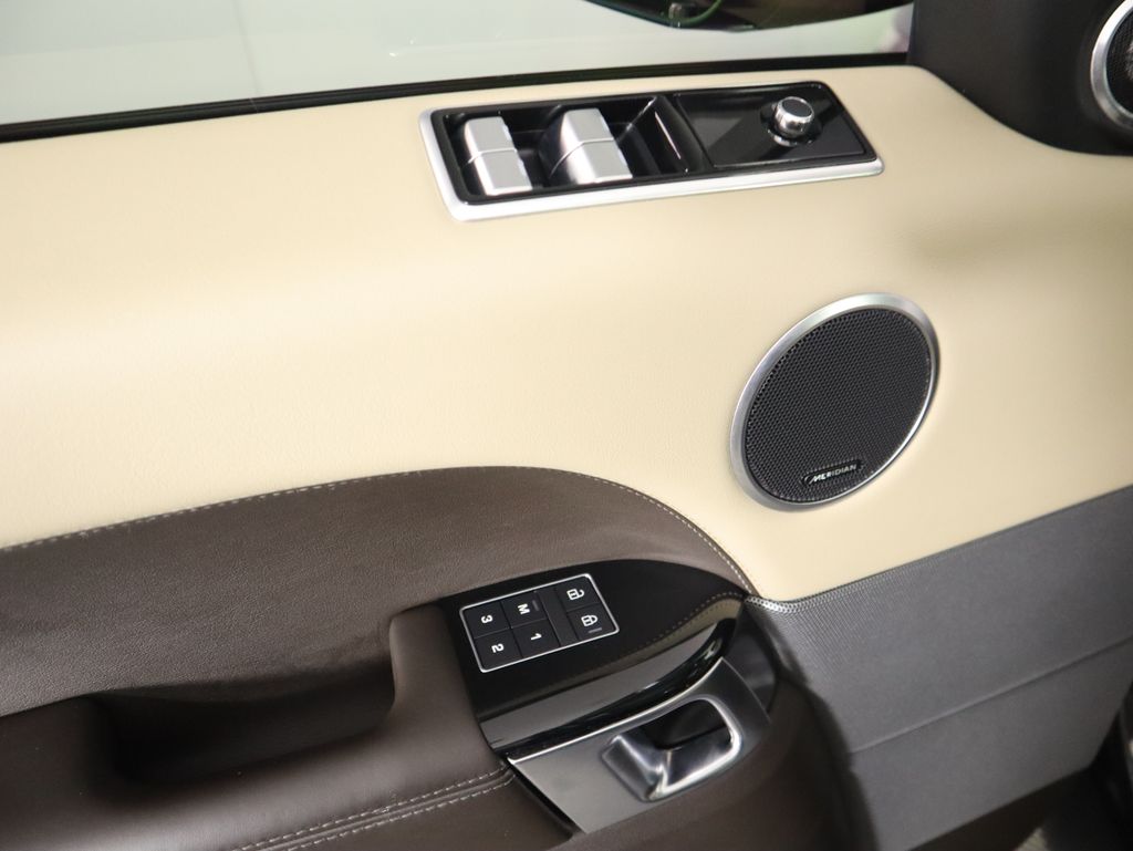 2022 Land Rover Range Rover Sport HSE 24