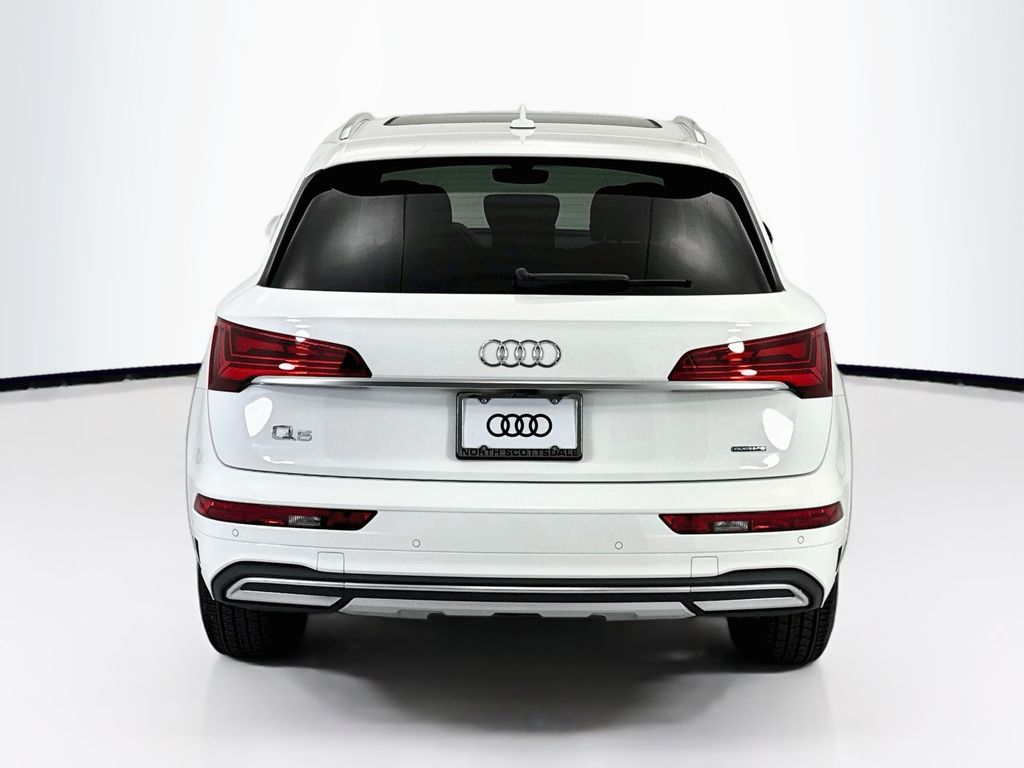 Thumbnail: 2023 Audi Q5 - 6