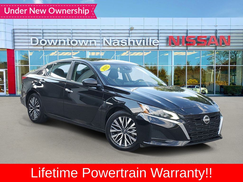 2025 Nissan Altima