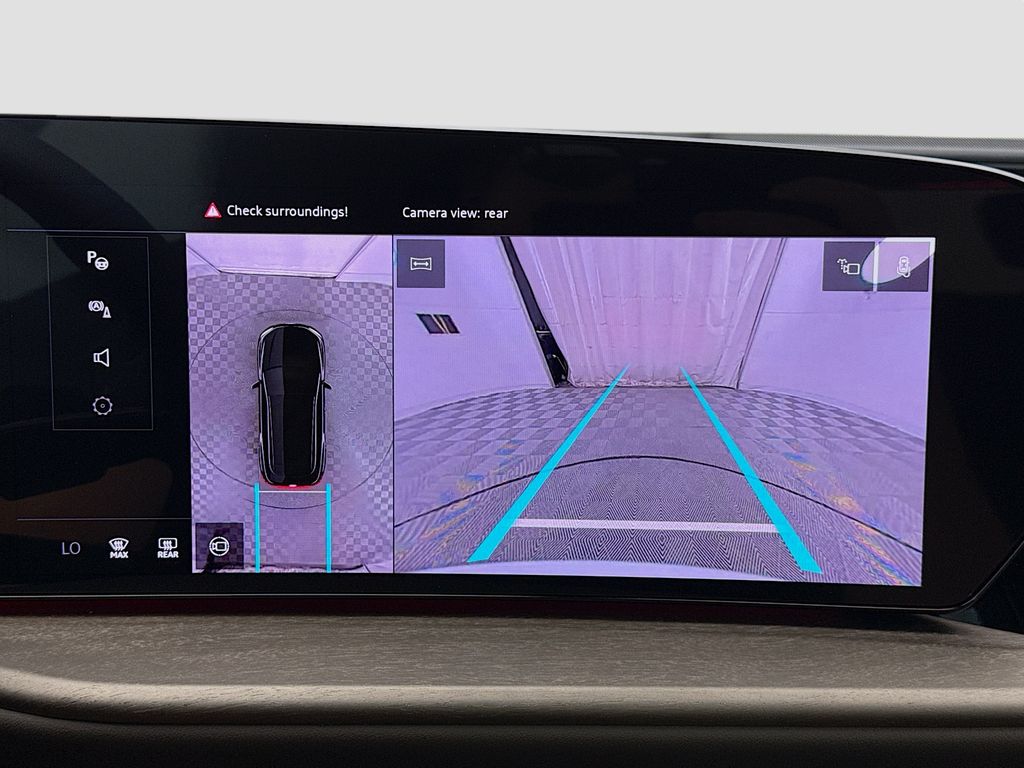 Thumbnail: 2025 Audi Q5 - 16