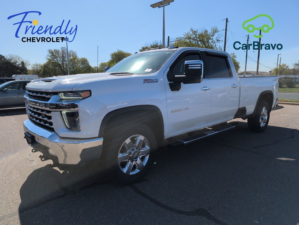 Summit White 2022 Chevrolet Silverado 3500HD LTZ Crew Cab 4WD Pickup Truck Four-Wheel Drive 6-Speed Automatic