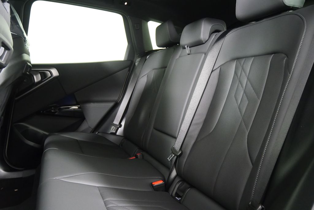 Thumbnail: 2026 BMW X3 - 15