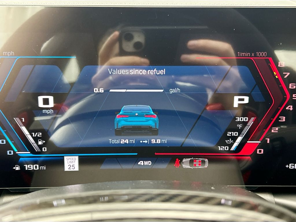 Thumbnail: 2025 BMW M4 - 31