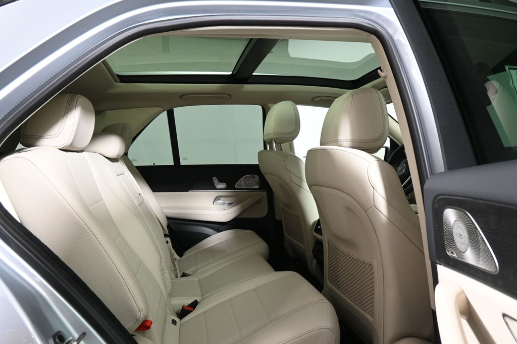 Thumbnail: 2026 Mercedes-Benz GLE - 20