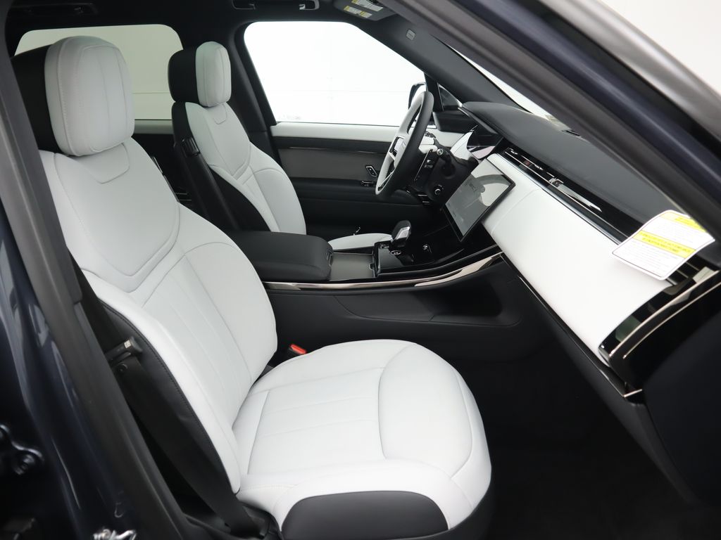 Thumbnail: 2025 Land Rover Range Rover Sport - 21