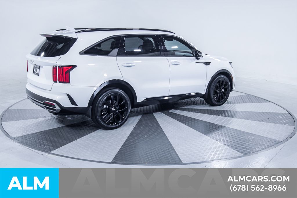Used 2023 White Kia SX image 10