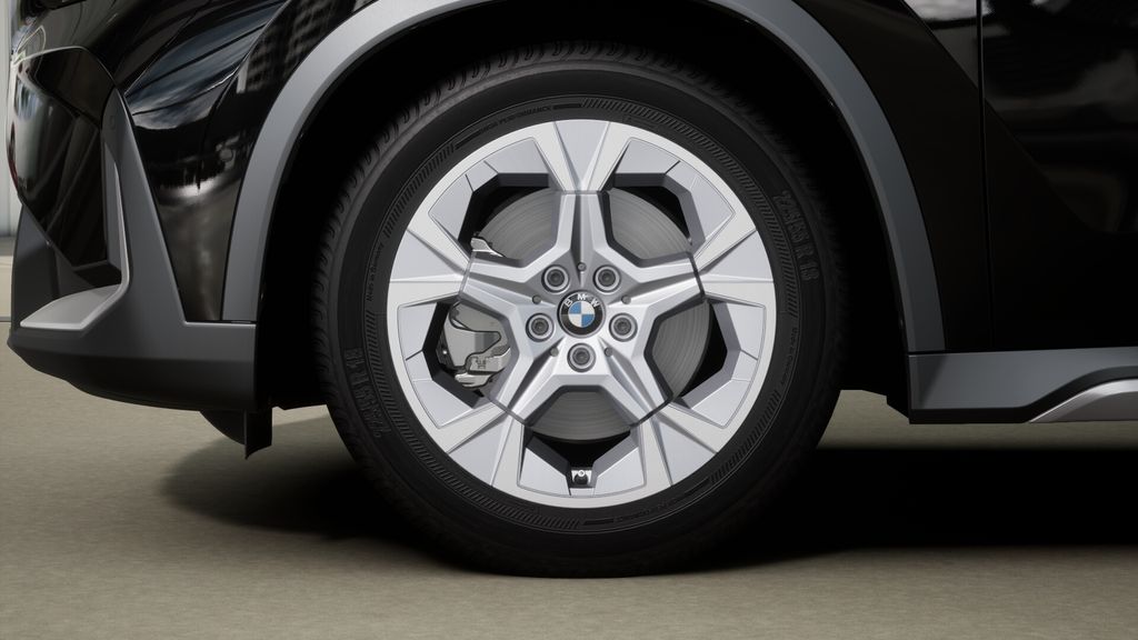 Thumbnail: 2025 BMW X1 - 31
