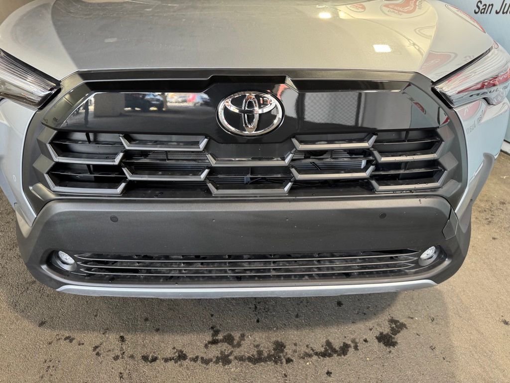 Thumbnail: 2026 Toyota Corolla Cross - 12