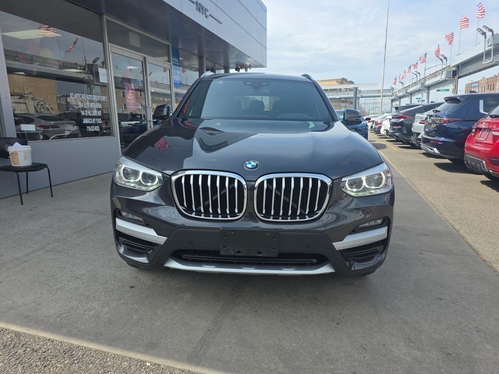 2021 BMW X3 xDrive30i's photo