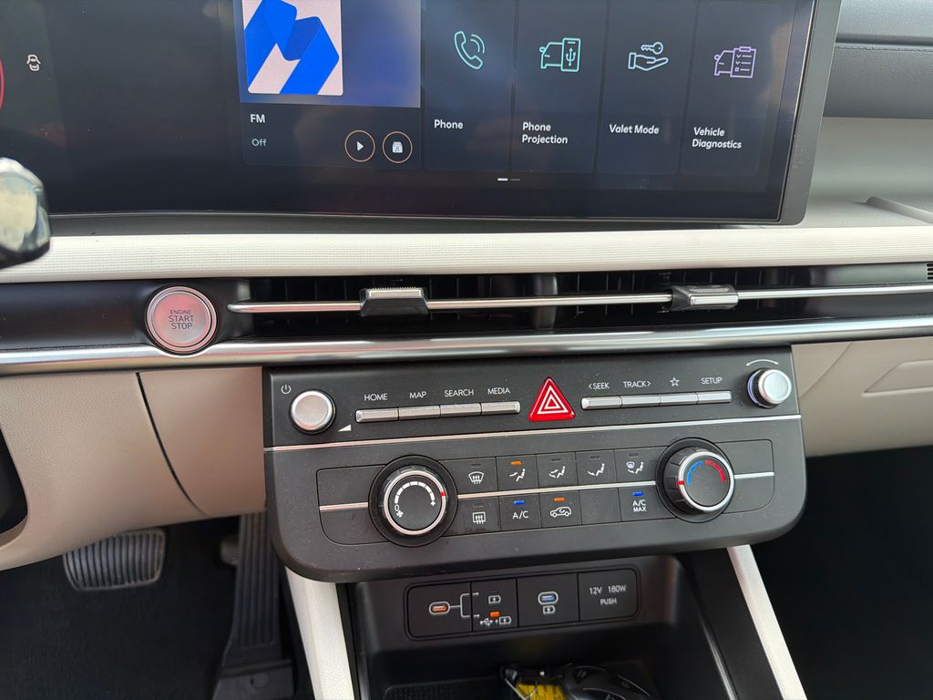 Used 2026 Green Hyundai SE image 30